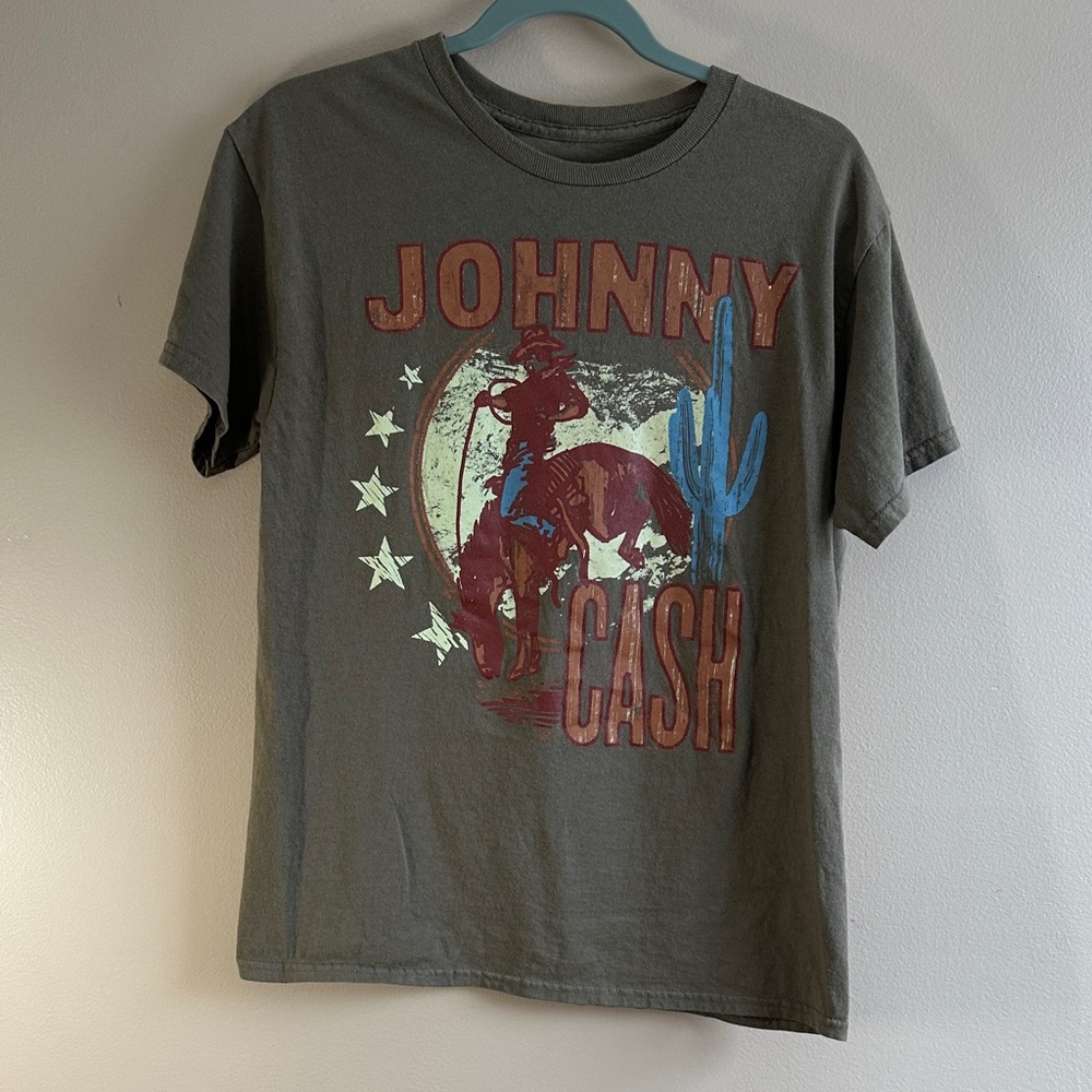 Johnny Cash Cowboy Graphic Tee in Brown with Red and Blue Highlights
